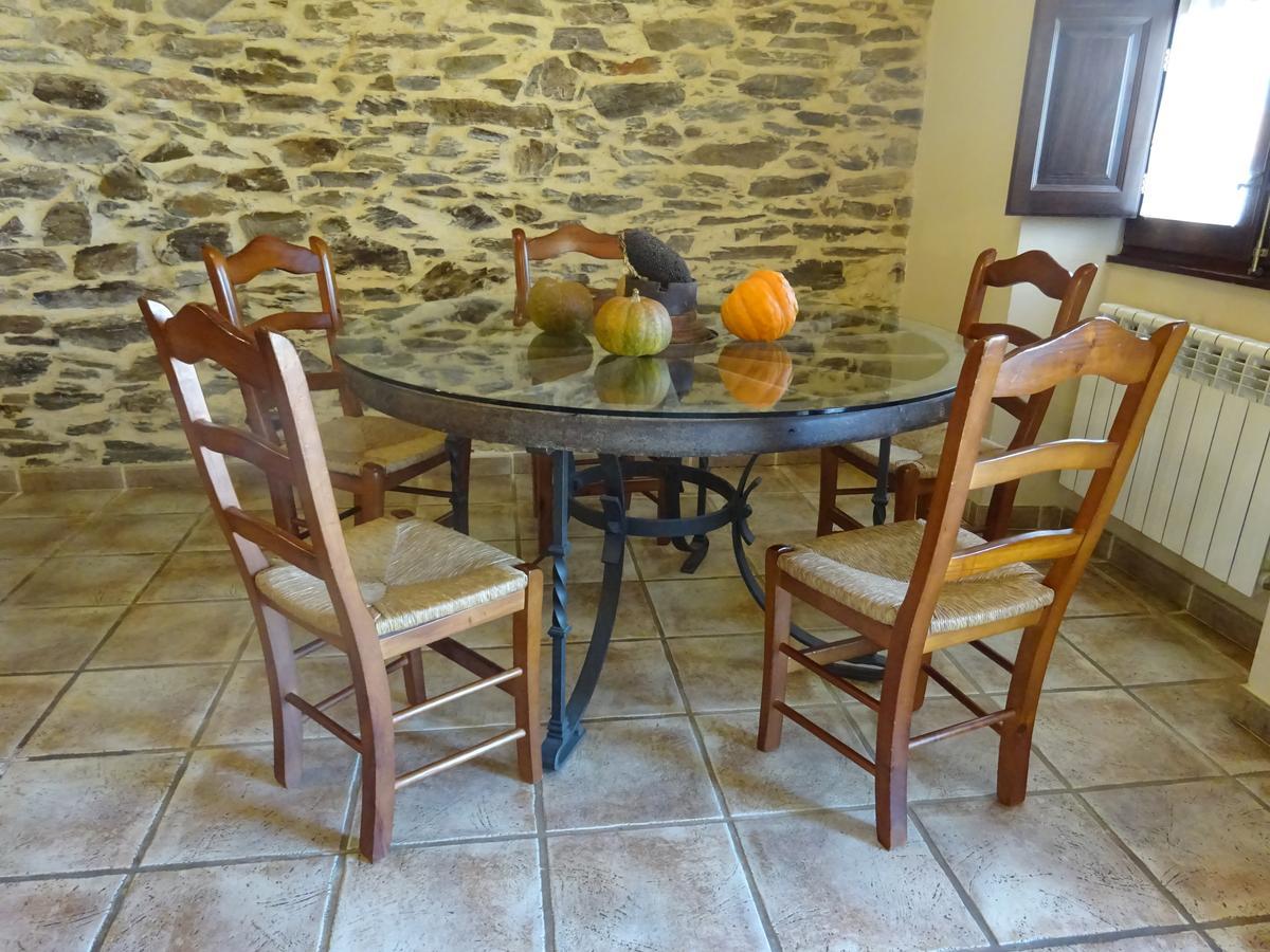Отель Mesa Del Conde San Felices de los Gallegos Экстерьер фото